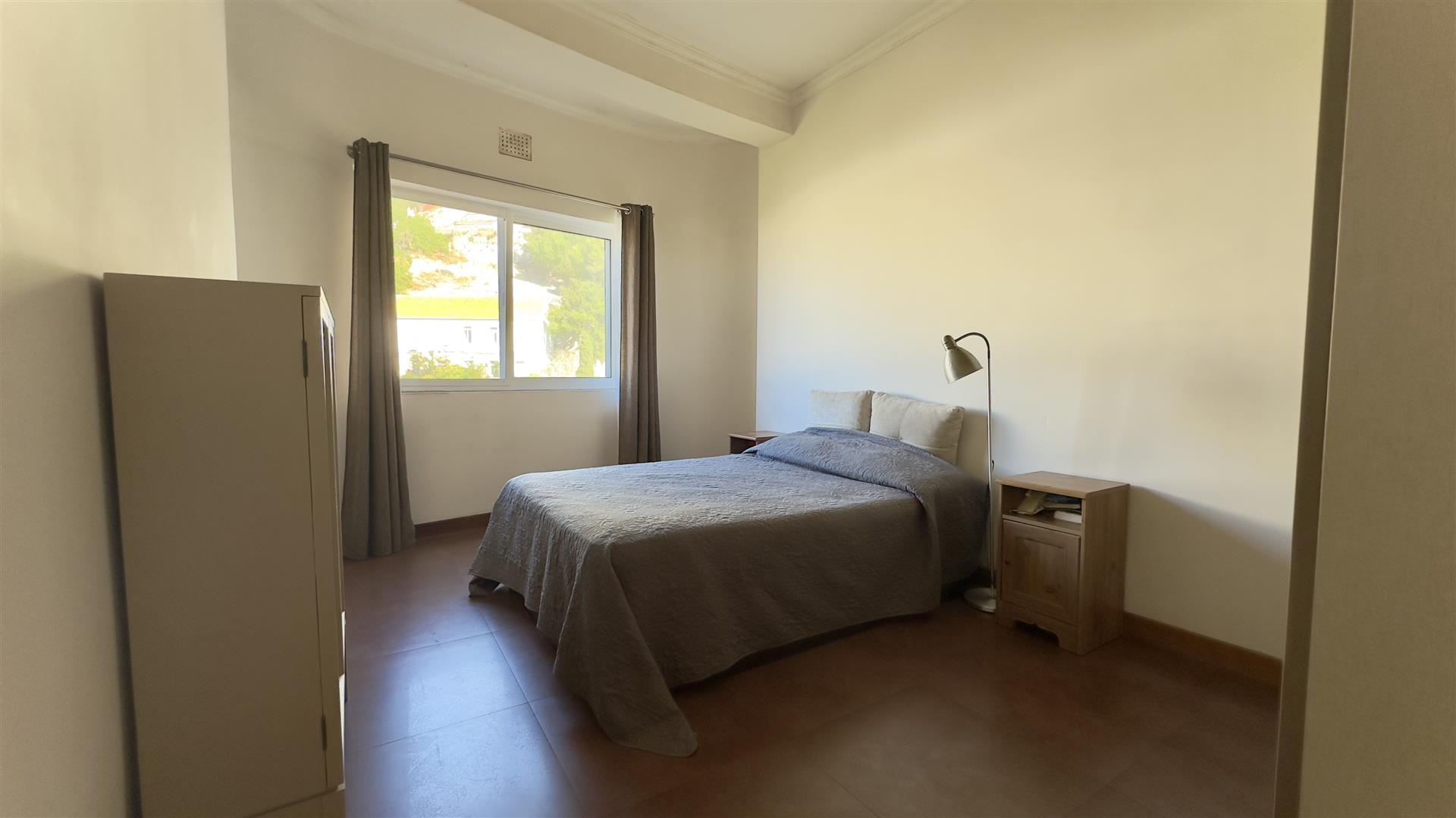 Image of Apartment - 3 Bedrooms - 1 Bathrooms for Sale in Trafalgar House-Gibraltar, Image 7